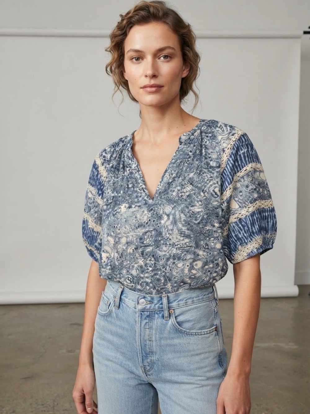 ULLA JOHNSON Blue/Cream Marbled Print Tie-Dye Blouse Size 2